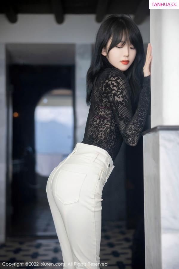 小奶瓶呜呜  [XiuRen]高清写真图 2022.08.04 No.5386 奶瓶第17张图片